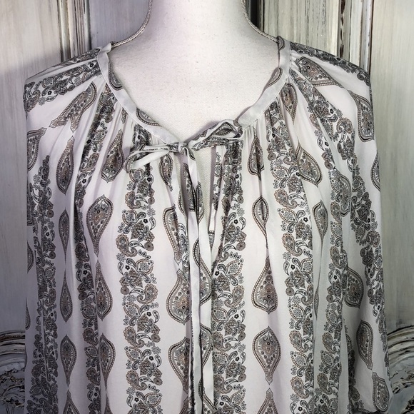 Cotton On  Designed in Australia Long Sleeve Poets Blouse Size Medium - Picture 4 of 9